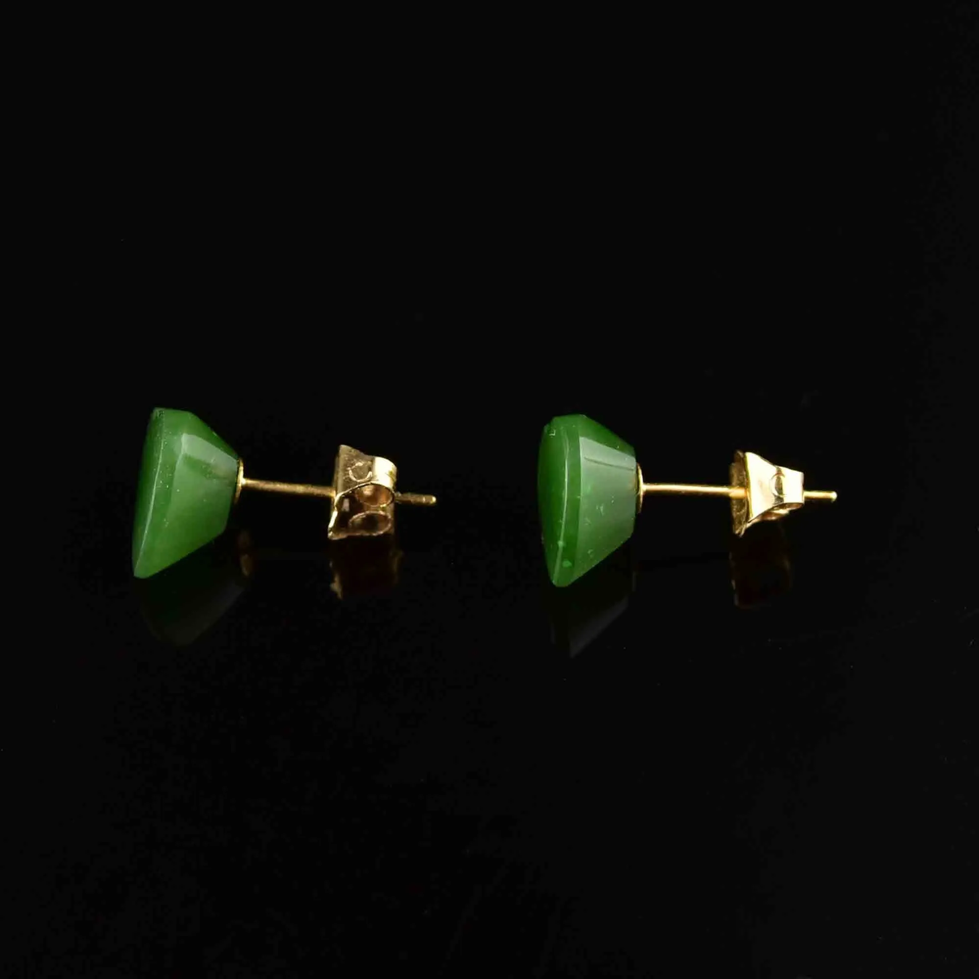 14K Gold Jade Heart Stud Earrings