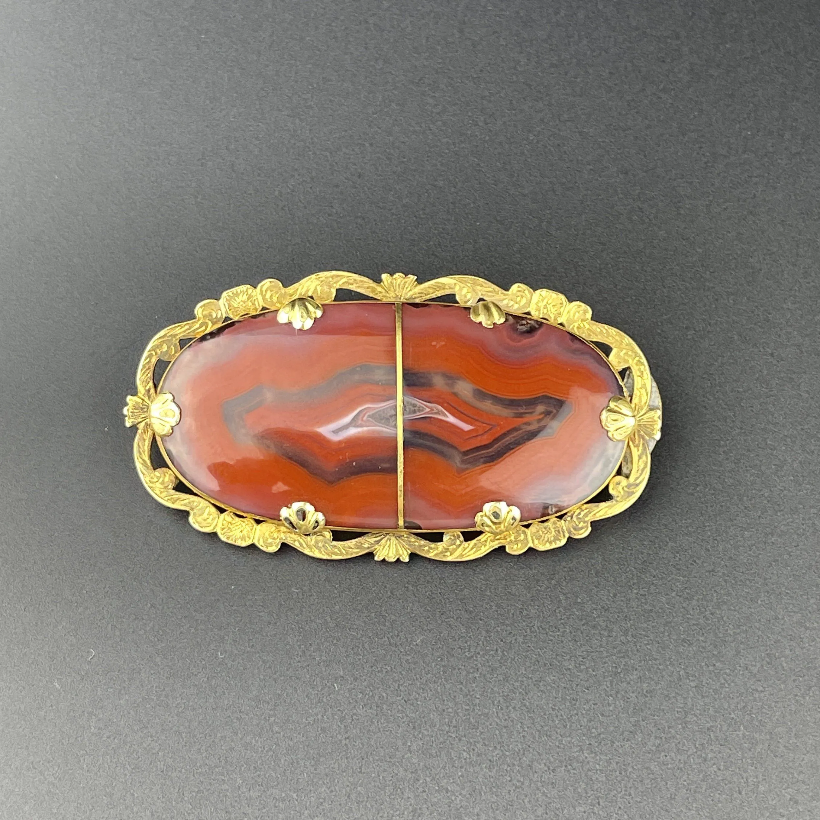 Antique Victorian Large Picture Red Agate Gold Brooch