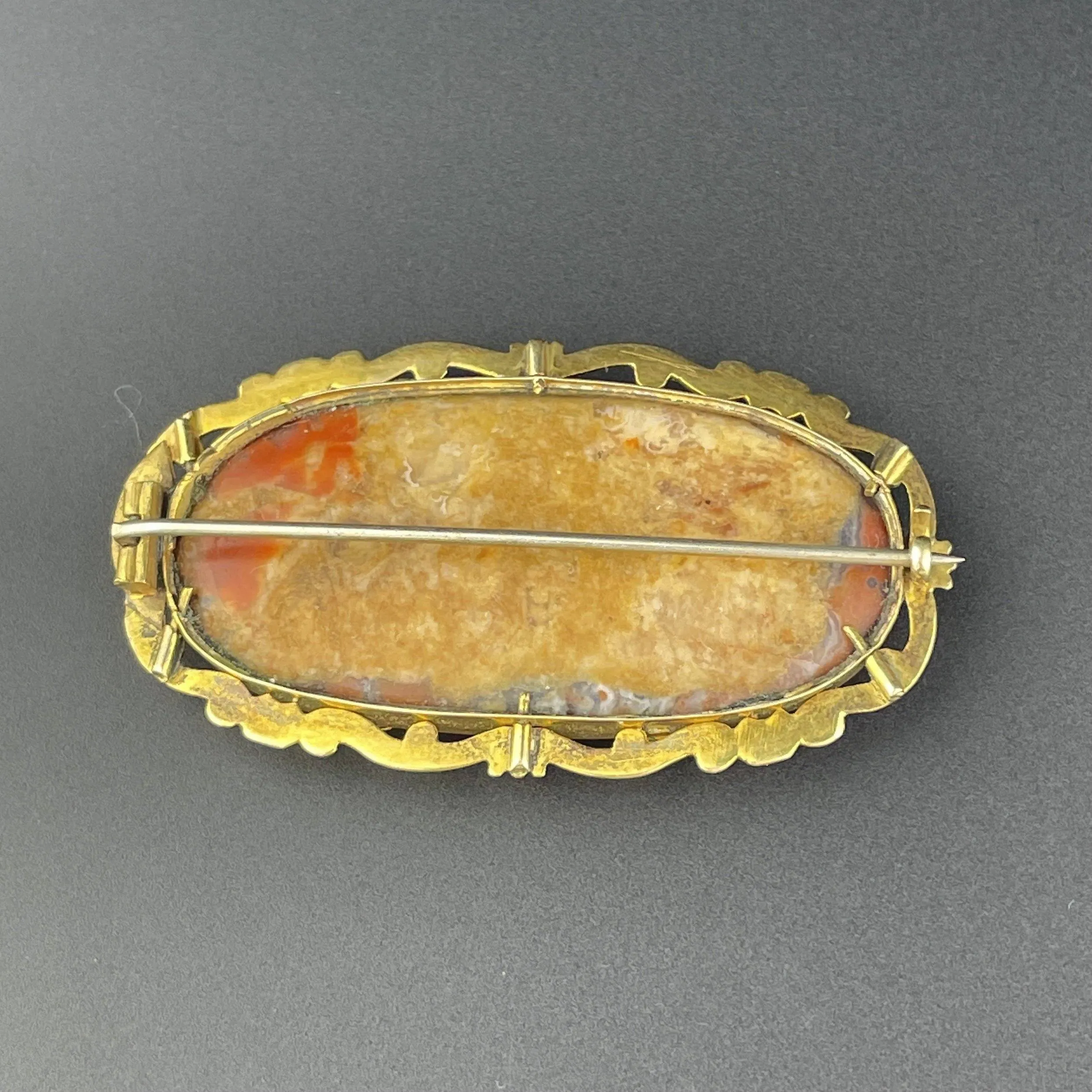 Antique Victorian Large Picture Red Agate Gold Brooch