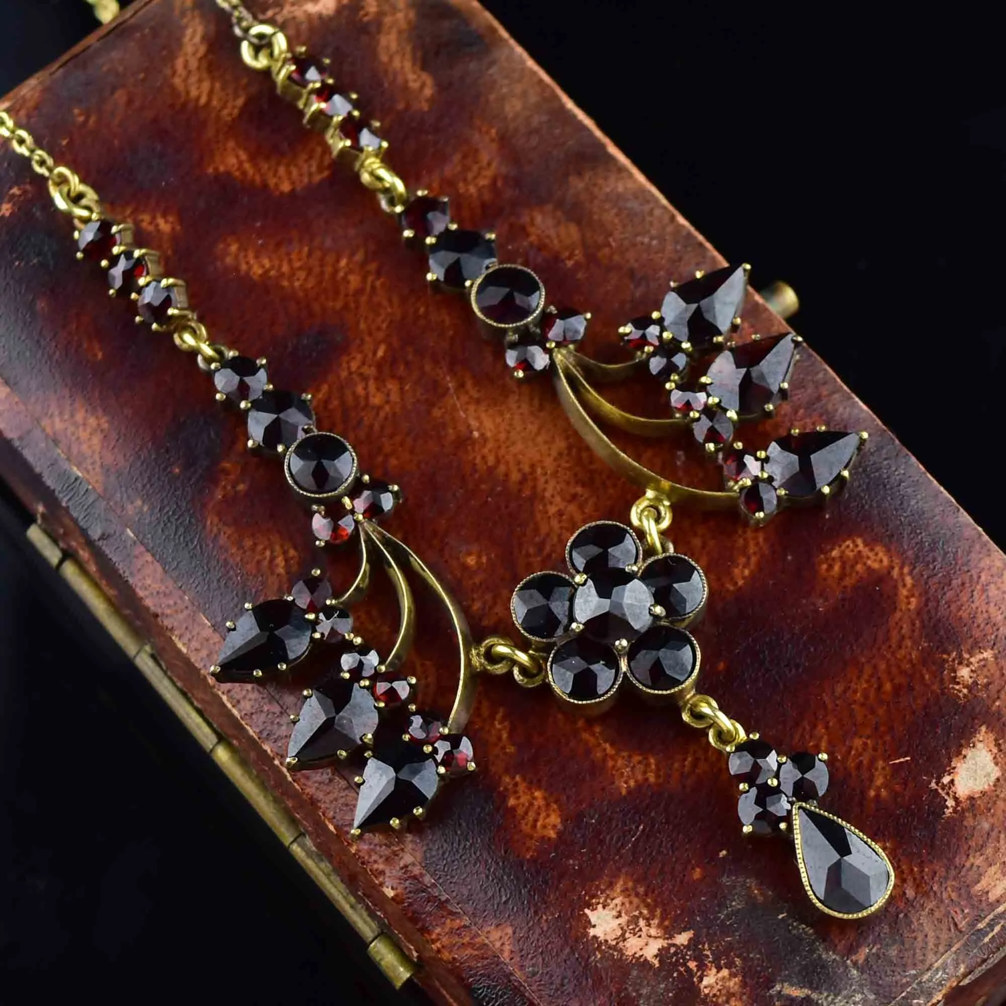 Antique Victorian Style Garnet Festoon Necklace