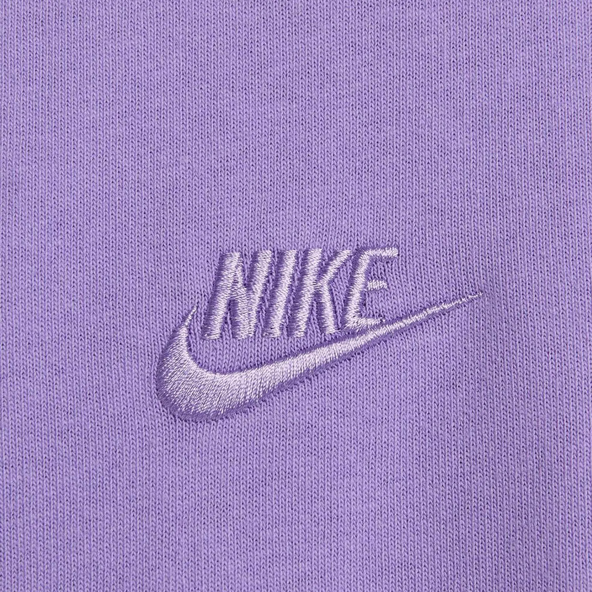 Nike Mens Sportswear Premium Essentials SS Tee