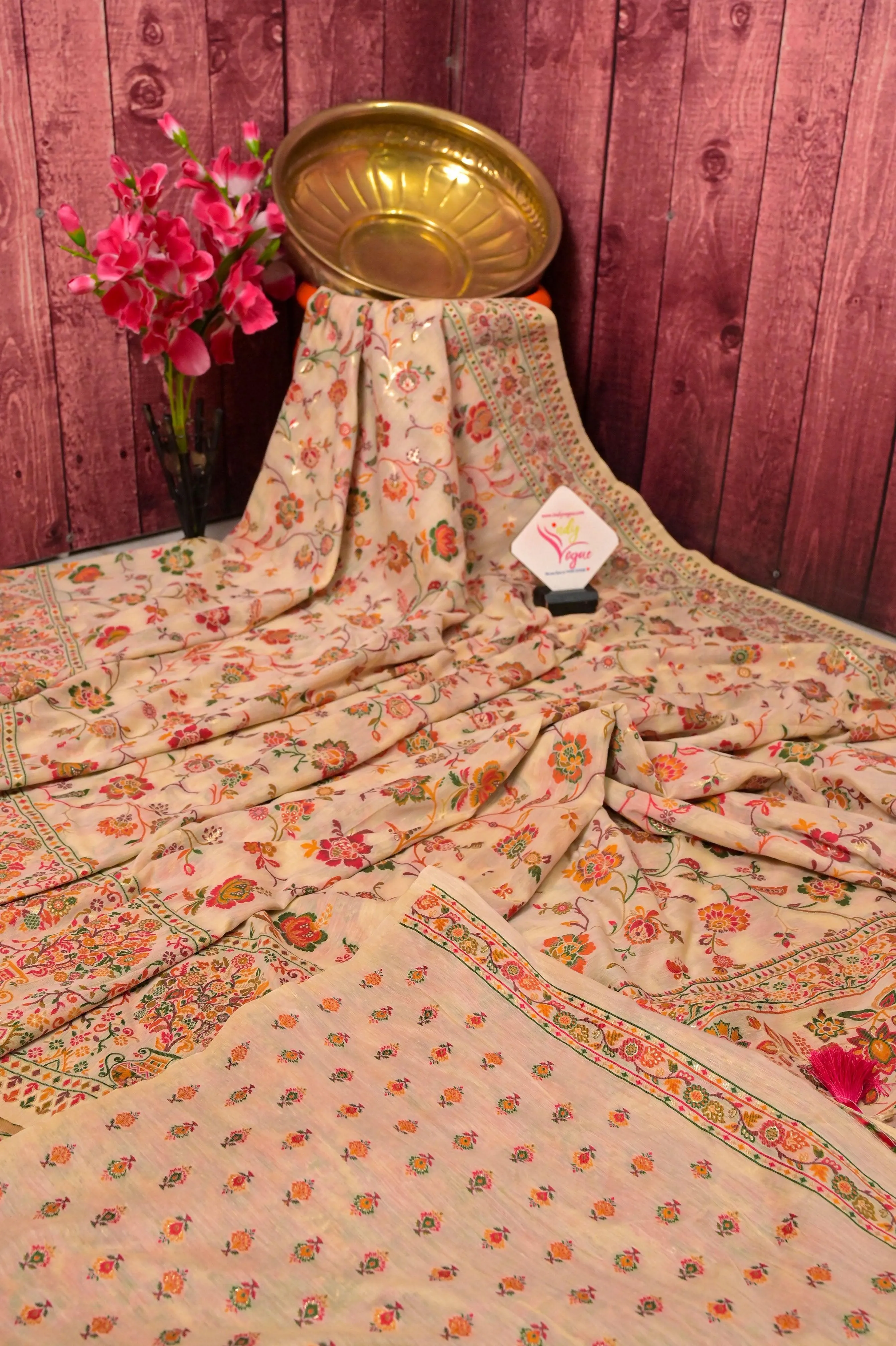 Offwhite Color Kani Silk Saree with Floral Weaving