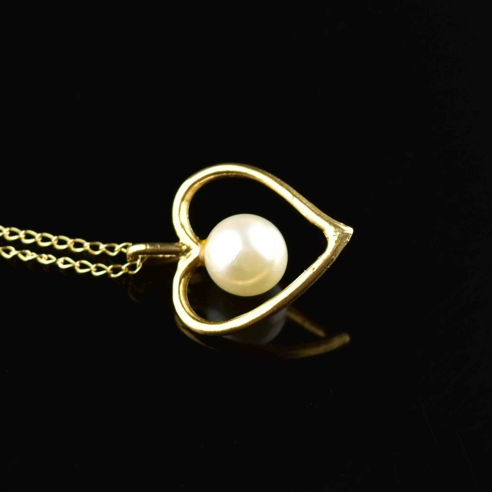 Vintage 14K Gold Pearl Open Heart Pendant Necklace